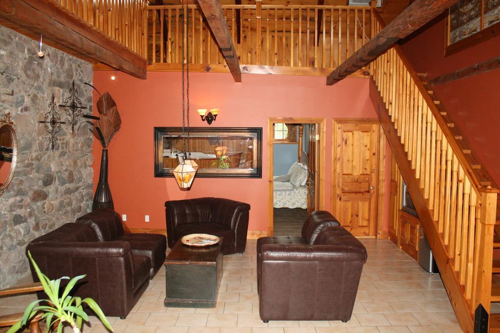 Hotel Manoir Ramezay Marieville Habitación foto